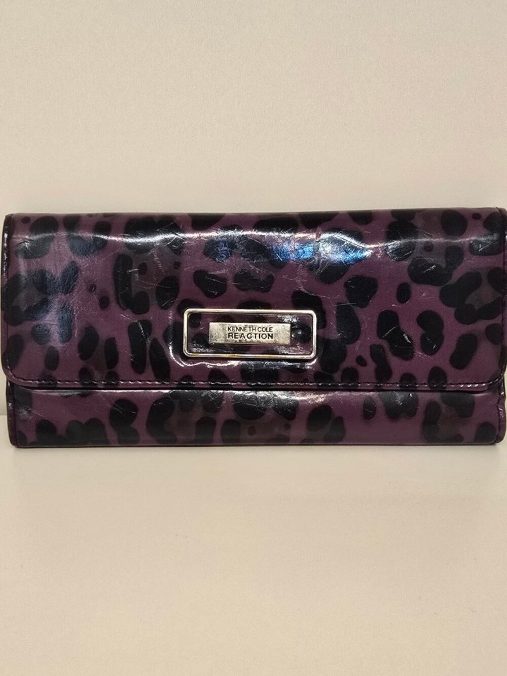 Kenneth Cole Reaction Purple Black Leopard Print Wallet